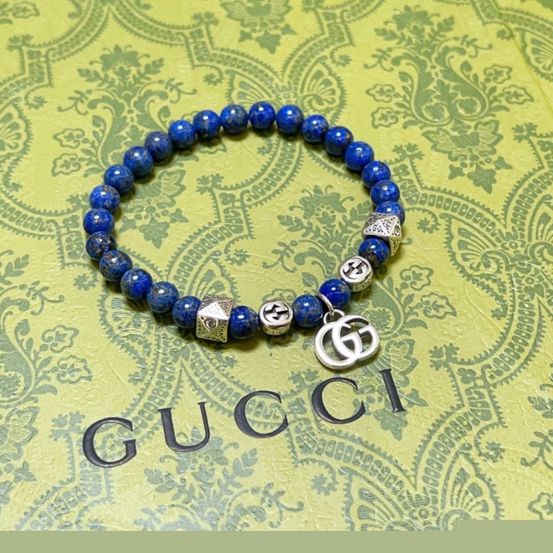 G*u*i bracelets